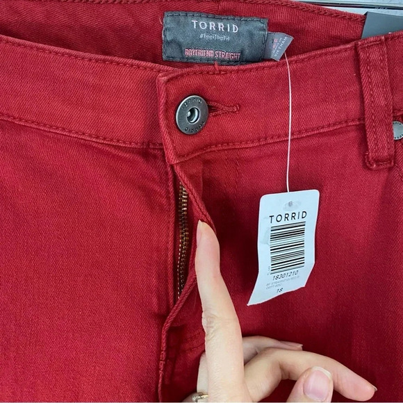 NWT Torrid Boyfriend Straight Vintage Stretch Mid-Rise Denim Jean Red Sz 18 R - Picture 6 of 16